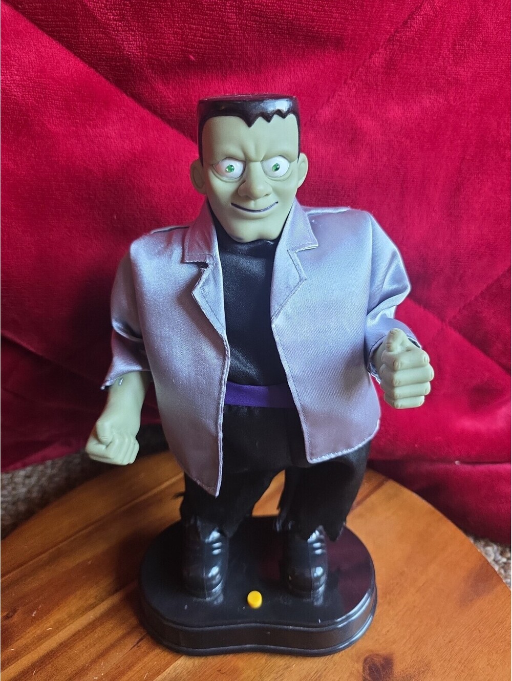 Vnt Gemmy Frankenstein Monster Mash Hip Swinging Halloween Flashing Eyes Works